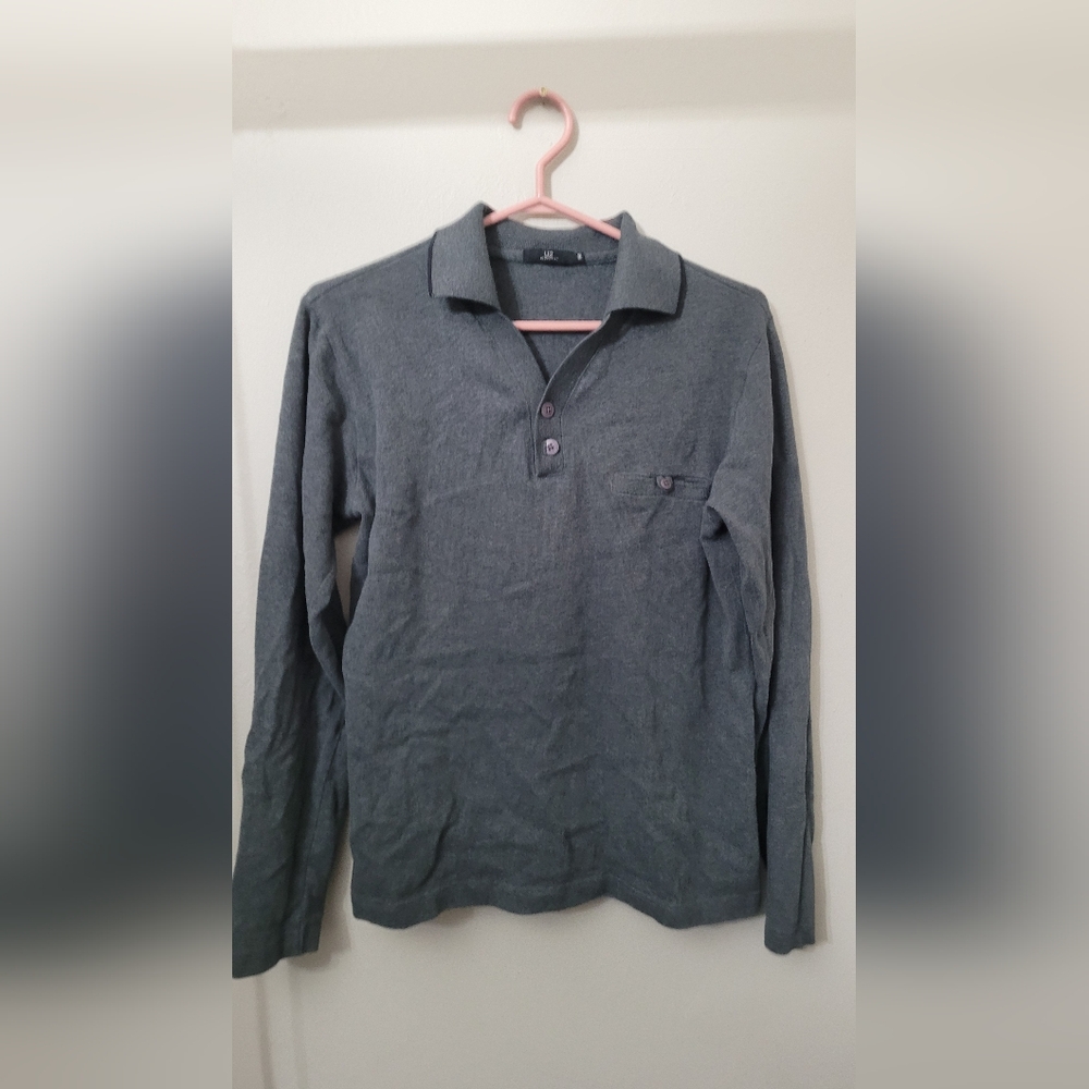 U2 Menswear office pullover sweater medium v neck collared fitted long sleeve